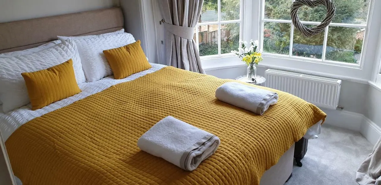 Court House Apartment Cheltenham